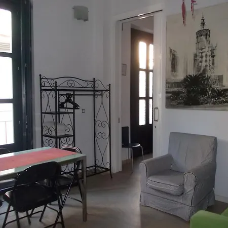 Appartamento Orange Flats Market